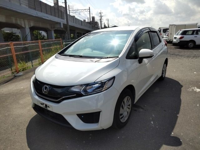 4597 Honda Fit GK3 2016 г. (LUM Nagoya Nyusatsu)