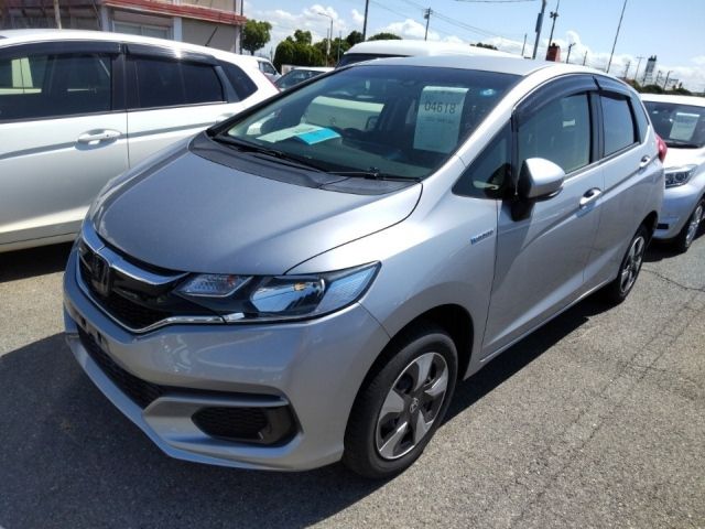 4618 Honda Fit GP6 2018 г. (LUM Kobe Nyusatsu)