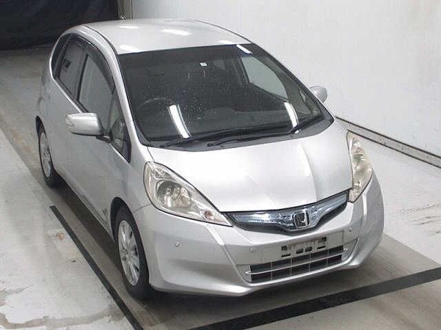 5463 Honda Fit GP1 2011 г. (JU Chiba)