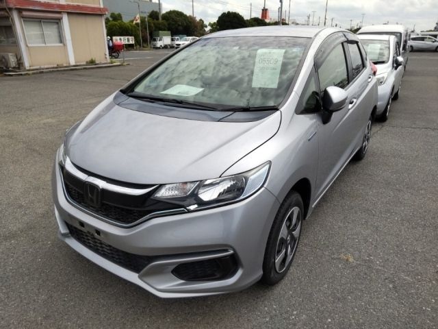 5509 Honda Fit GP6 2018 г. (LUM Kobe Nyusatsu)