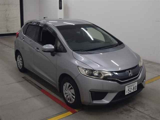 60042 Honda Fit GK3 2015 г. (MIRIVE Osaka)