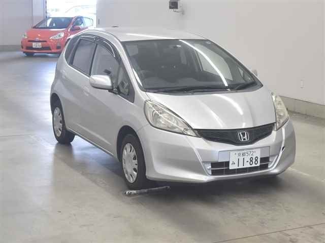 60064 Honda Fit GE6 2011 г. (MIRIVE Aichi)