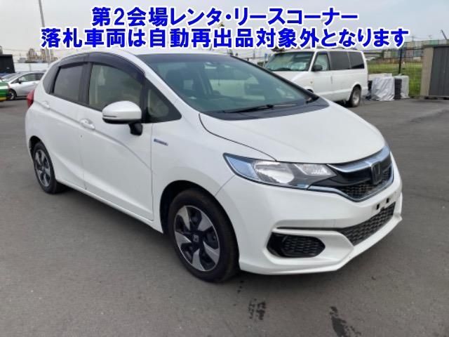 60084 Honda Fit GP5 2018 г. (ARAI Bayside)