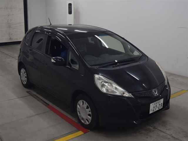 60137 Honda Fit GE6 2013 г. (MIRIVE Osaka)