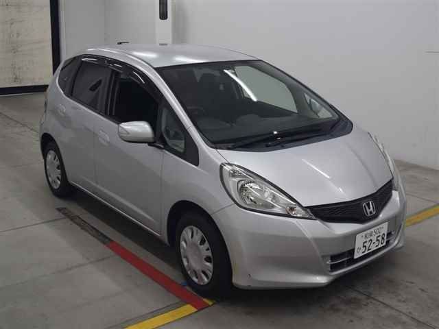 60353 Honda Fit GE6 2011 г. (MIRIVE Osaka)