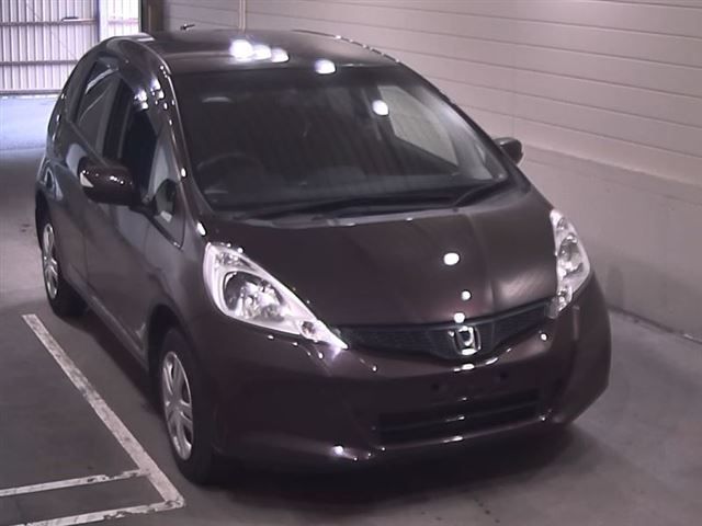 6074 Honda Fit GE7 2013 г. (SAA Sapporo)