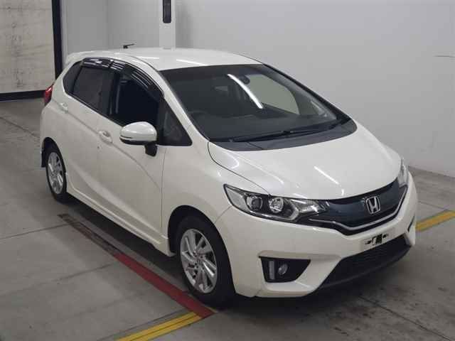 70007 Honda Fit GK3 2014 г. (MIRIVE Osaka)