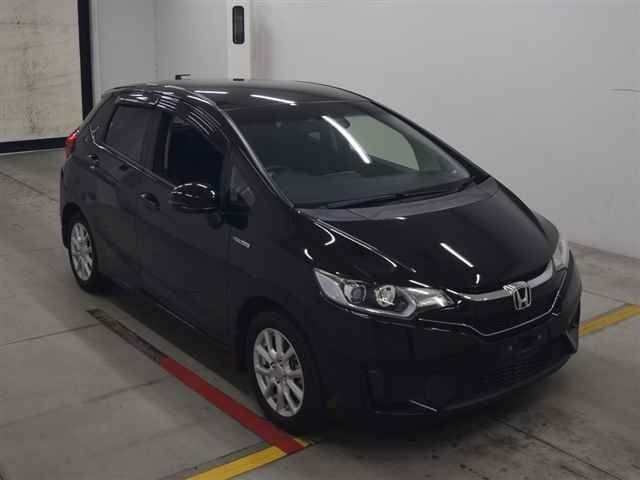 70072 Honda Fit GP5 2016 г. (MIRIVE Osaka)