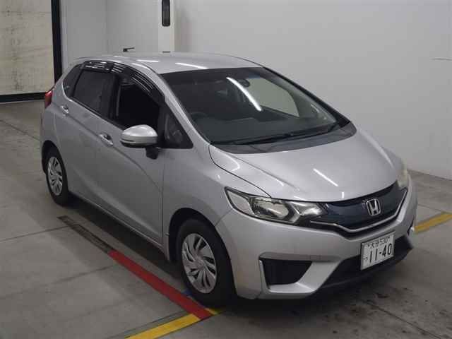 70089 Honda Fit GK3 2013 г. (MIRIVE Osaka)