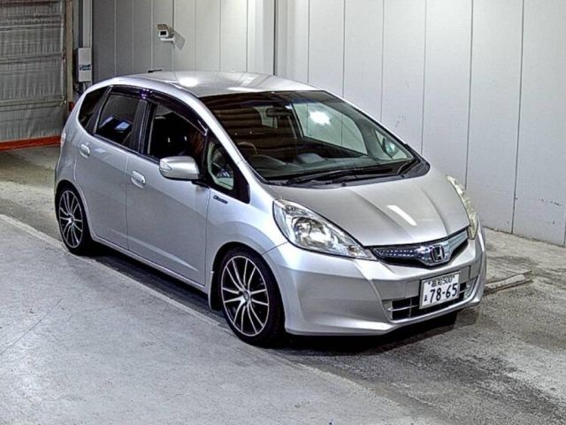 7104 Honda Fit GP1 2011 г. (LAA Shikoku)