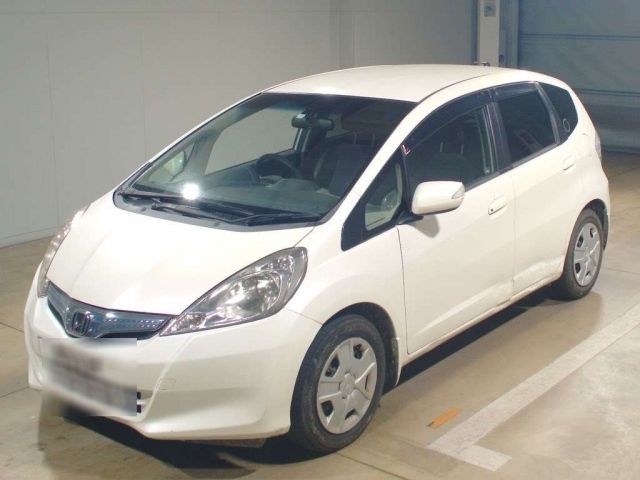 7156 Honda Fit GP1 2011 г. (TAA Kinki)