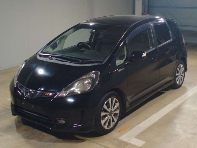 7313 Honda Fit GE8 2012 г. (TAA Kinki)