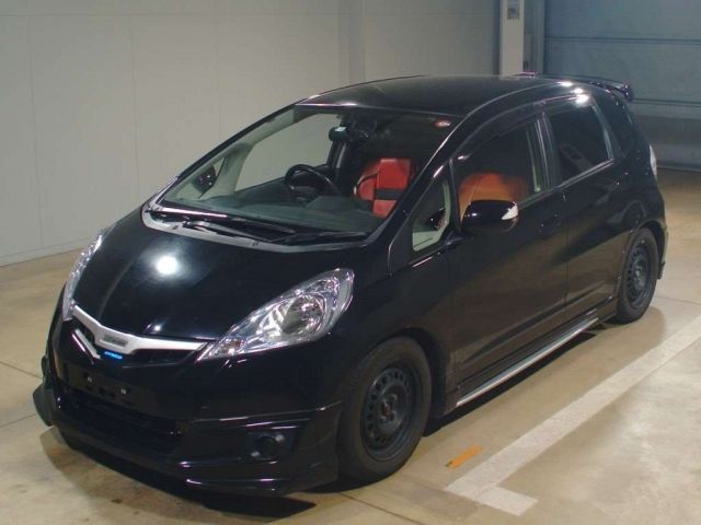 7345 Honda Fit GP1 2011 г. (TAA Kinki)