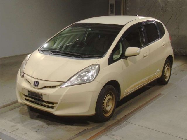 75067 Honda Fit GE6 2012 г. (TAA Kinki)