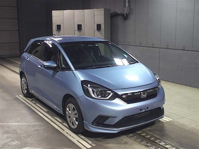 8225 Honda Fit GR3 2020 г. (JU Gifu)