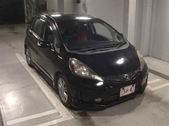 8258 Honda Fit GE8 2011 г. (JU Tokyo)