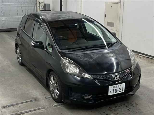 90360 Honda Fit GE8 2011 г. (MIRIVE Saitama)