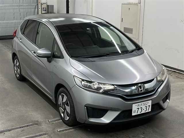 90381 Honda Fit GP5 2013 г. (MIRIVE Saitama)