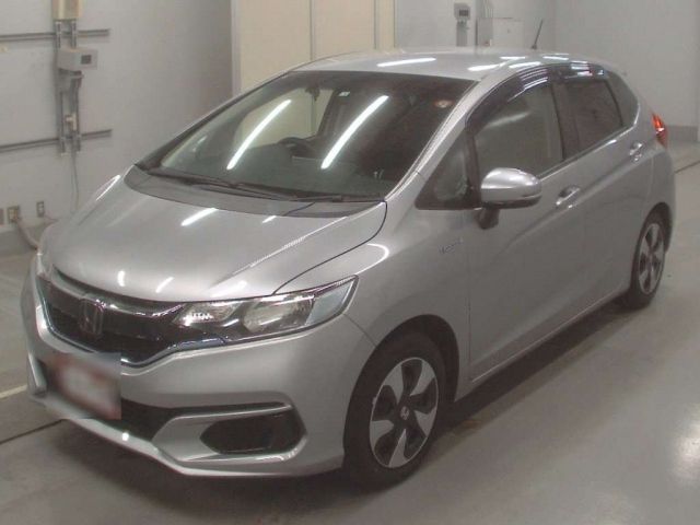 90401 Honda Fit GP5 2018 г. (CAA Tokyo)