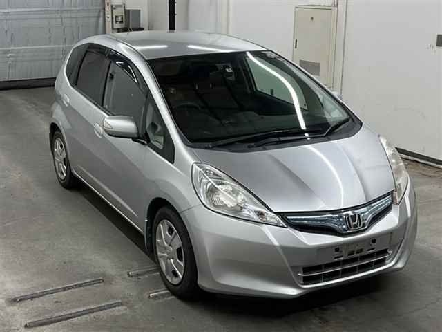 90562 Honda Fit GP1 2011 г. (MIRIVE Saitama)