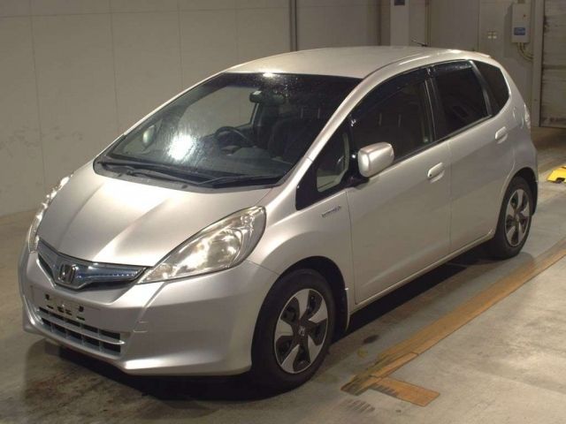 9071 Honda Fit GP1 2012 г. (TAA Kyushu)