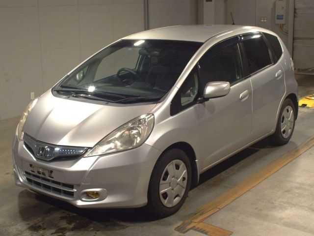 9106 Honda Fit GP1 2011 г. (TAA Kyushu)