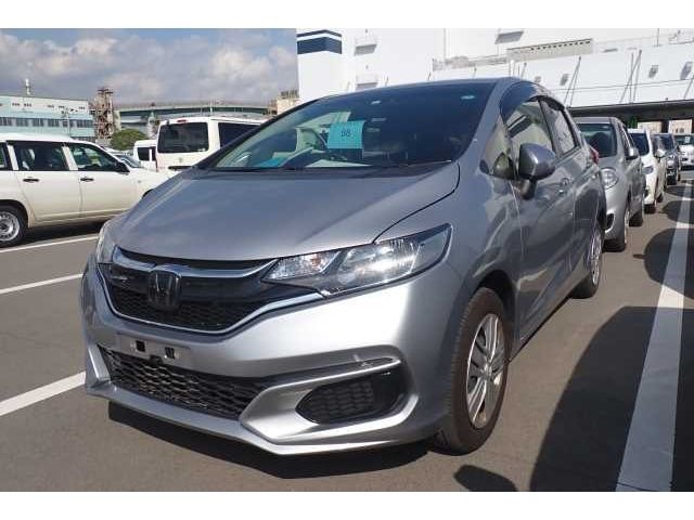 98 Honda Fit GK3 2018 г. (ORIX Kobe Nyusatsu)