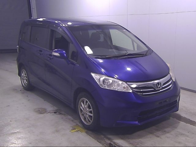 10322 Honda Freed GB3 2013 г. (Honda Tokyo)