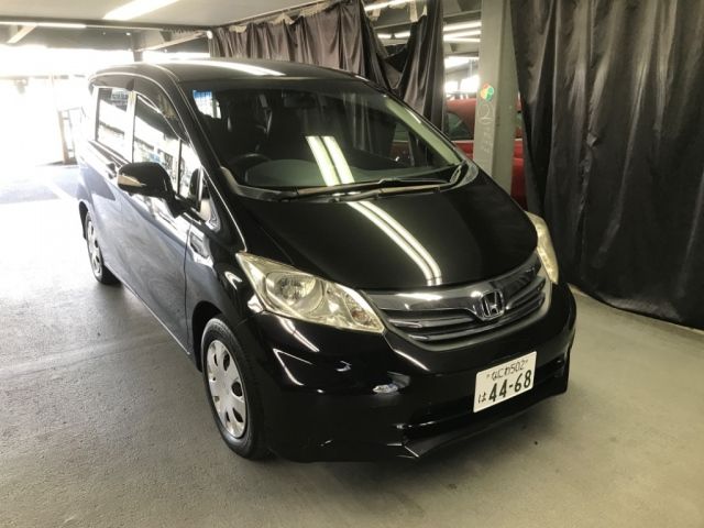 1143 Honda Freed GB3 2012 г. (NISSAN Osaka)