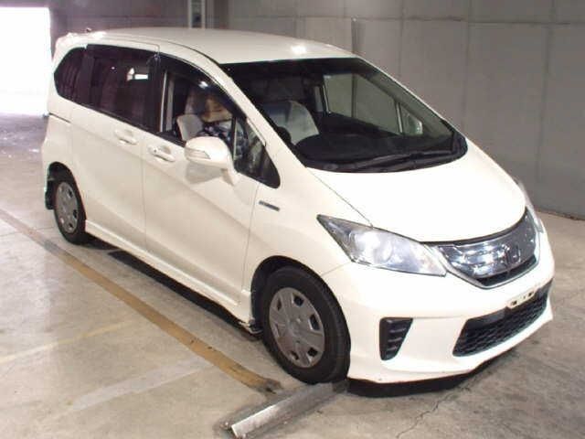 155 Honda Freed GP3 2013 г. (JU Fukuoka)