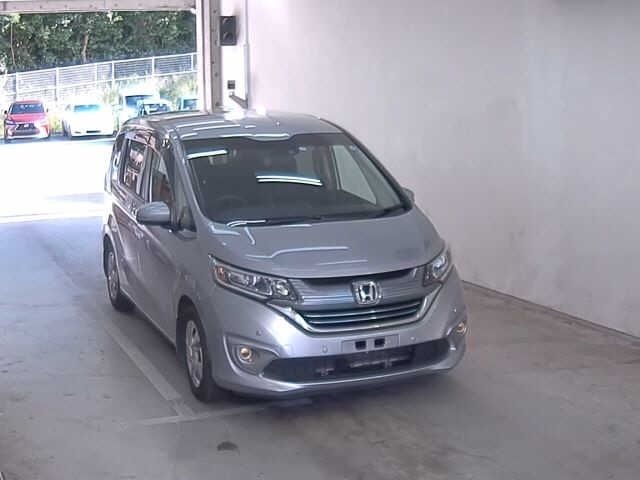 163 Honda Freed GP7 2017 г. (JU Okinawa)