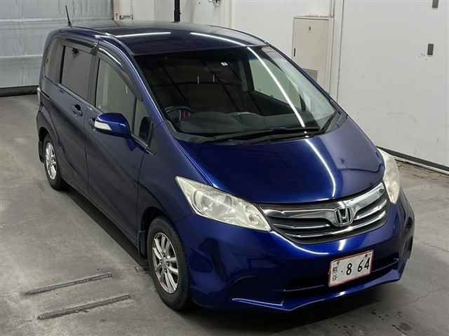 20116 Honda Freed GB3 2013 г. (MIRIVE Saitama)