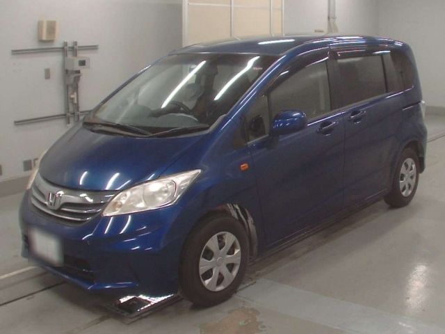 20158 Honda Freed GB3 2012 г. (CAA Tokyo)