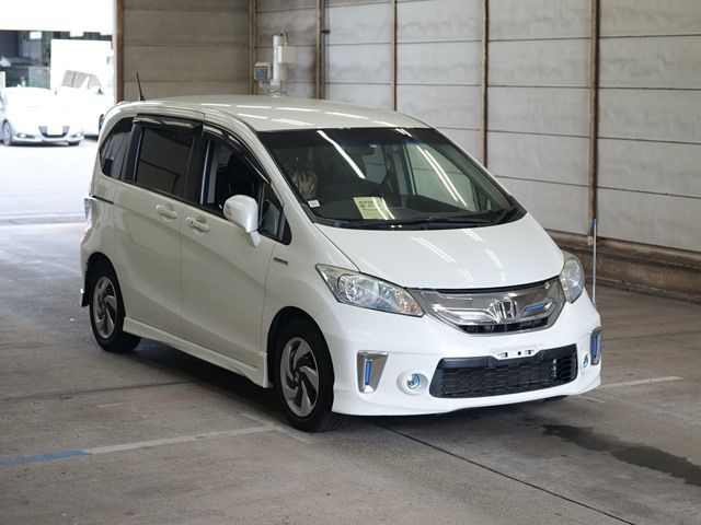 2256 Honda Freed GP3 2014 г. (ARAI Bayside)