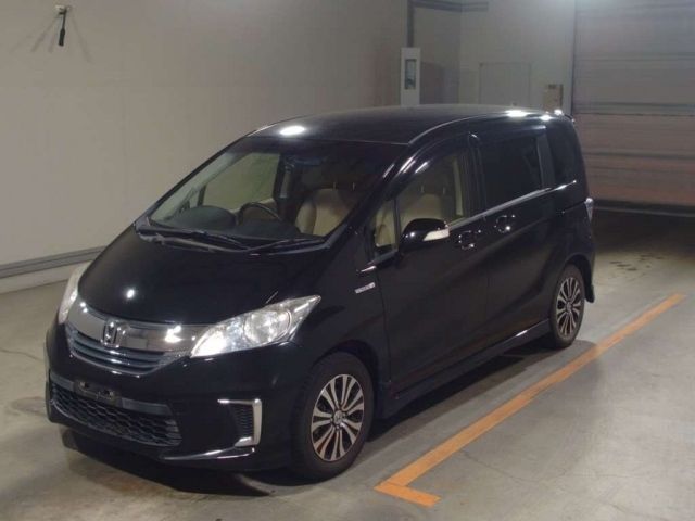 30025 Honda Freed GP3 2014 г. (TAA Minami Kyushu)