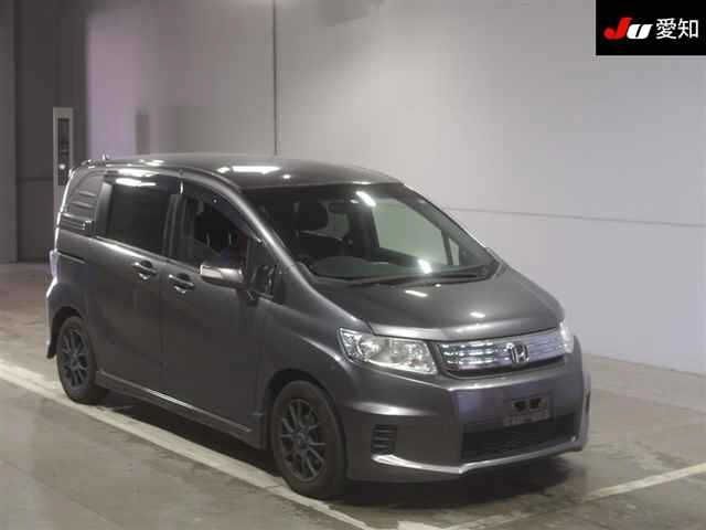 30177 Honda Freed GP3 2013 г. (JU Aichi)