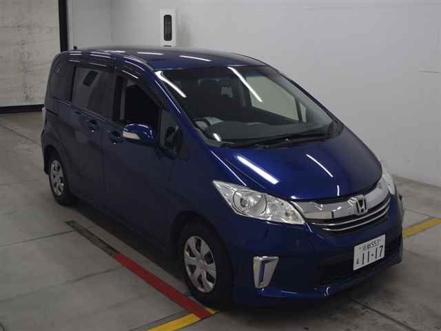 30268 Honda Freed GB3 2016 г. (MIRIVE Osaka)