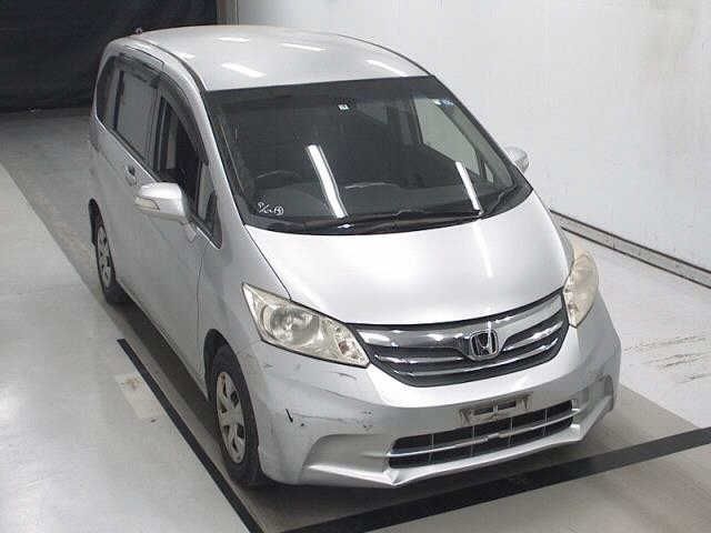 3040 Honda Freed GB3 2013 г. (JU Chiba)