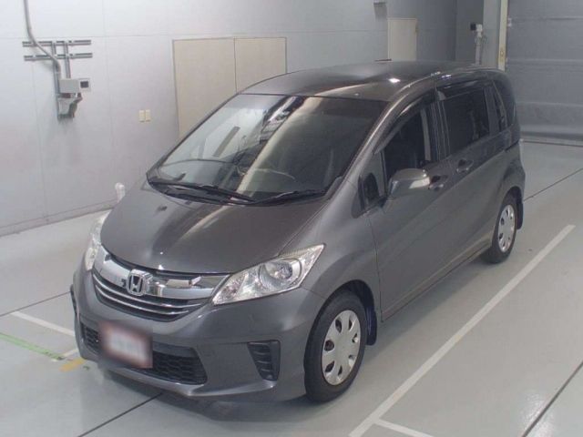 30521 Honda Freed GB3 2016 г. (CAA Chubu)