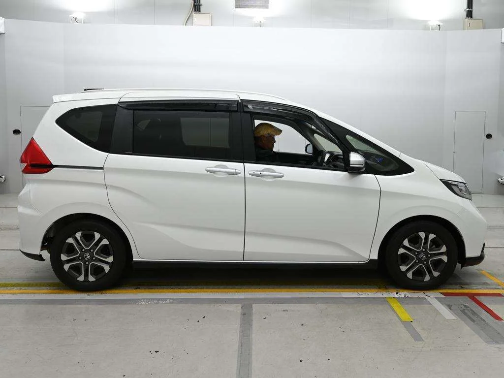 Honda Freed GB5 2023
