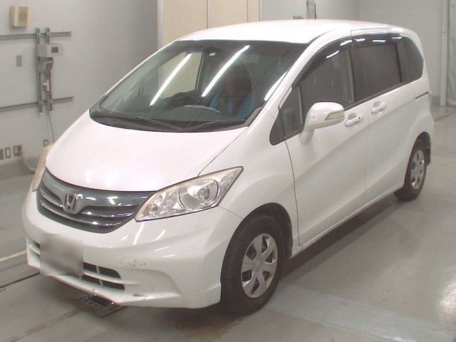 40001 Honda Freed GB3 2014 г. (CAA Tokyo)