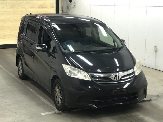 4039 Honda Freed GB3 2012 г. (IAA Osaka)