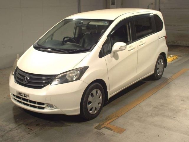 4073 Honda Freed GB3 2011 г. (TAA Kyushu)