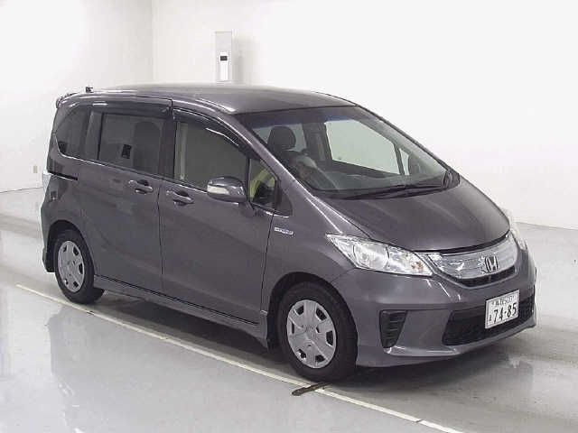 4111 Honda Freed GP3 2013 г. (JU Hiroshima)