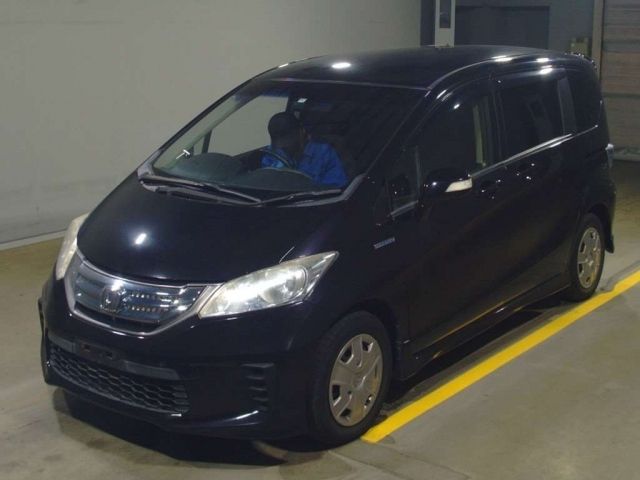 4261 Honda Freed GP3 2012 г. (TAA Yokohama)