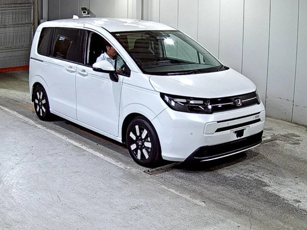 Honda Freed GT1 2024