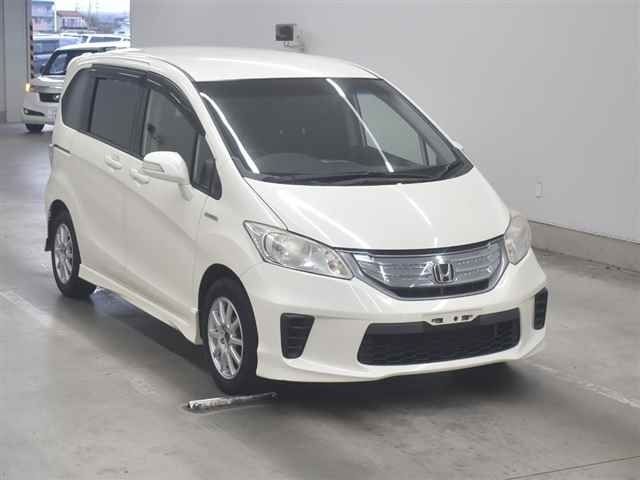 50044 Honda Freed GP3 2011 г. (MIRIVE Aichi)