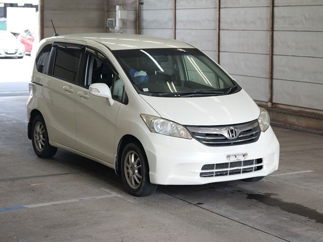 5555 Honda Freed GB3ｶｲ 2012 г. (ARAI Bayside)