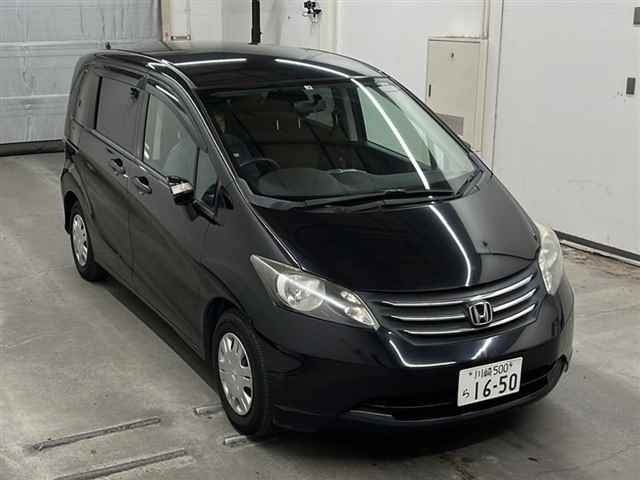 65384 Honda Freed GB3 2011 г. (MIRIVE Saitama)