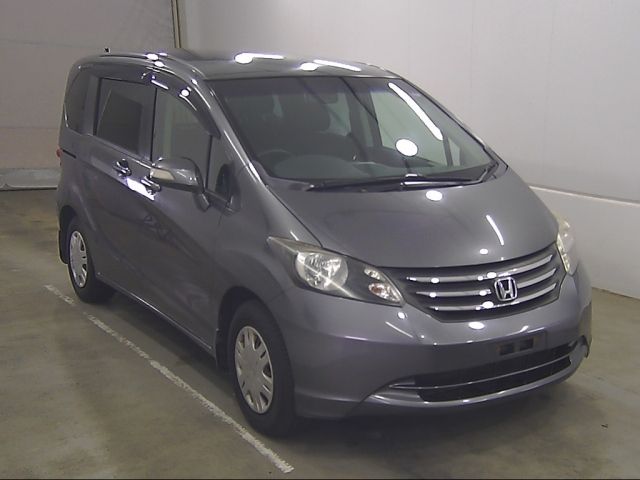 69010 Honda Freed GB3 2011 г. (Honda Kyushu)